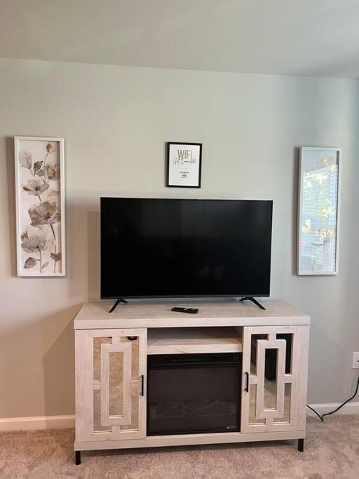 Family Friendly 4Br Home Near Ft Gregg Adams Vsu Petersburg Eksteriør billede